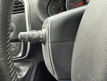 Nissan NV250 1.5 dCi Tekna L1 Euro 6 (s/s) 4dr