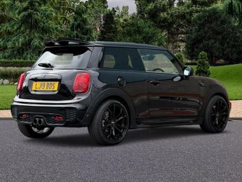 MINI Hatch 2.0 Cooper S Sport Steptronic Euro 6 (s/s) 3dr