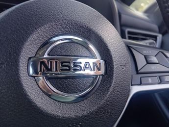 Nissan Leaf 40kWh N-Connecta Auto 5dr