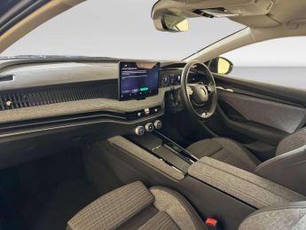 Skoda Superb 1.5 TSI e-TEC MHEV SE Technology Estate 5dr Petrol Hybrid DSG Eu