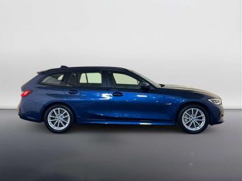 BMW 3 Series 2.0 330e 12kWh SE Pro Touring 5dr Petrol Plug-in Hybrid Auto Eur