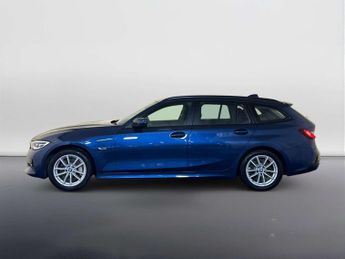 BMW 3 Series 2.0 330e 12kWh SE Pro Touring 5dr Petrol Plug-in Hybrid Auto Eur