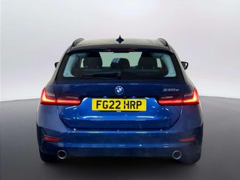 BMW 3 Series 2.0 330e 12kWh SE Pro Touring 5dr Petrol Plug-in Hybrid Auto Eur