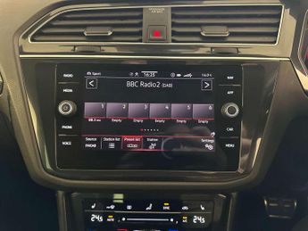 Volkswagen Tiguan 1.5 TSI R-Line Edition SUV 5dr Petrol DSG Euro 6 (s/s) (150 ps)