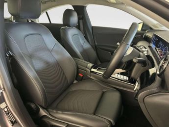 Mercedes-Benz CLA 1.3 CLA180h MHEV Sport Edition Coupe 4dr Petrol Hybrid 7G-DCT Eu