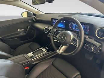 Mercedes-Benz CLA 1.3 CLA180h MHEV Sport Edition Coupe 4dr Petrol Hybrid 7G-DCT Eu