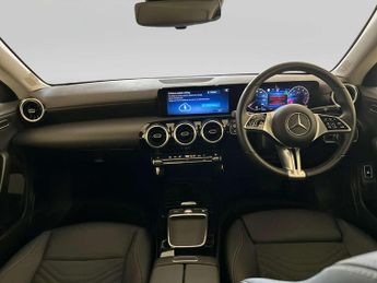 Mercedes-Benz CLA 1.3 CLA180h MHEV Sport Edition Coupe 4dr Petrol Hybrid 7G-DCT Eu