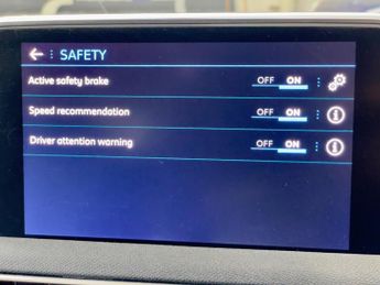 Peugeot 3008 2.0 BlueHDi Allure EAT Euro 6 (s/s) 5dr