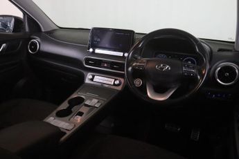 Hyundai KONA 39kWh SE Connect Auto 5dr (10.5kW Charger)