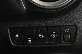 Hyundai KONA 39kWh SE Connect Auto 5dr (10.5kW Charger)