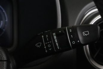 Hyundai KONA 39kWh SE Connect Auto 5dr (10.5kW Charger)