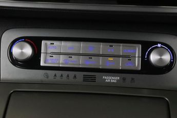 Hyundai KONA 39kWh SE Connect Auto 5dr (10.5kW Charger)