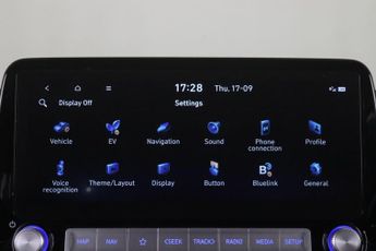 Hyundai KONA 39kWh SE Connect Auto 5dr (10.5kW Charger)