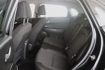 Hyundai KONA 39kWh SE Connect Auto 5dr (10.5kW Charger)