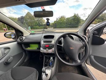 Peugeot 107 1.0 12V Urban 2 Tronic Euro 4 3dr