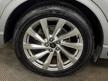 Ford Kuga 2.5 Duratec 14.4kWh Vignale CVT Euro 6 (s/s) 5dr