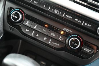 KIA NIRO 1.6 GDi 3 SUV 5dr Petrol Hybrid DCT Euro 6 (s/s) (139 bhp) +FREE