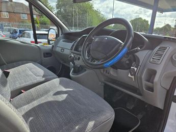Renault Trafic 2.0 dCi SL29 L1 H1 3dr