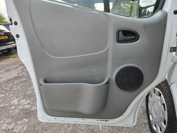 Renault Trafic 2.0 dCi SL29 L1 H1 3dr