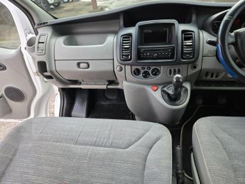 Renault Trafic 2.0 dCi SL29 L1 H1 3dr