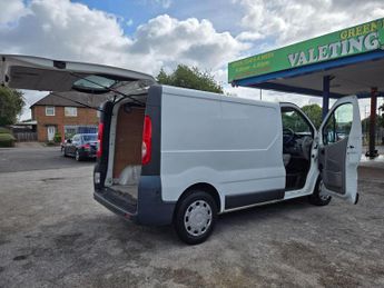 Renault Trafic 2.0 dCi SL29 L1 H1 3dr