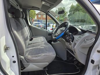 Renault Trafic 2.0 dCi SL29 L1 H1 3dr