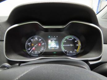 MG MG ZS 44.5kWh Exclusive Auto 5dr