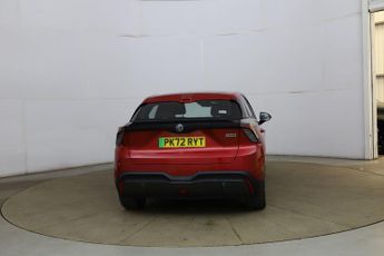 MG MG4 64kWh SE Long Range Auto 5dr