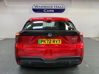 MG MG4 64kWh SE Long Range Auto 5dr