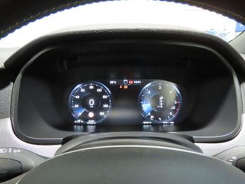 Volvo V90 2.0 D4 R-Design Auto Euro 6 (s/s) 5dr