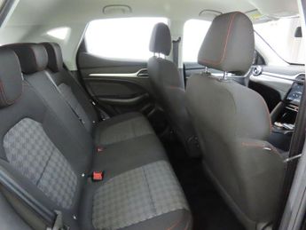 MG MG ZS 72.6kWh SE Long Range Auto 5dr
