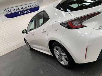 Toyota Corolla 1.8 VVT-h Icon Tech CVT Euro 6 (s/s) 5dr