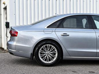 Audi A8 3.0 TDI V6 SE Executive Tiptronic quattro Euro 6 (s/s) 4dr