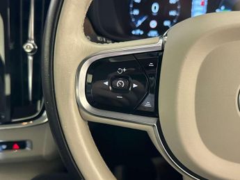 Volvo S90 2.0h T8 Recharge 11.6kWh Inscription Saloon 4dr Petrol Plug-in H