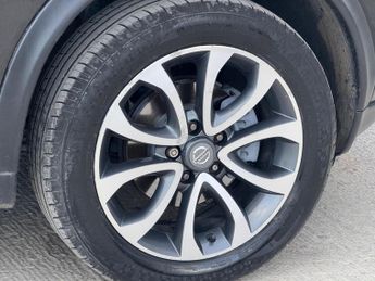 Nissan Juke 1.2 DIG-T Tekna Euro 6 (s/s) 5dr