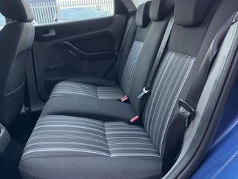 Ford Focus 1.6 Style 5dr