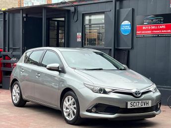 Toyota Auris 1.8 VVT-h Business Edition CVT Euro 6 (s/s) 5dr (Safety Sense)