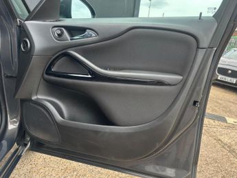 Vauxhall Zafira Tourer 1.4i Turbo SRi Euro 6 5dr