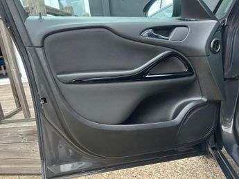 Vauxhall Zafira Tourer 1.4i Turbo SRi Euro 6 5dr