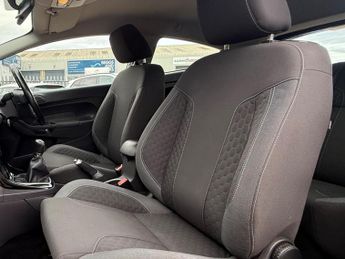 Ford Fiesta 1.0T EcoBoost Zetec S Euro 5 (s/s) 3dr