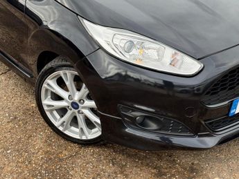 Ford Fiesta 1.0T EcoBoost Zetec S Euro 5 (s/s) 3dr