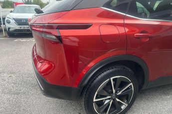Nissan Qashqai 1.3 DiG-T 158 BHP Tekna 5dr Auto