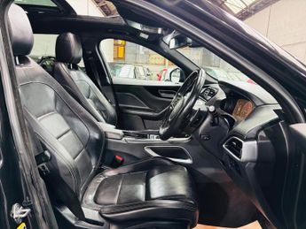 Jaguar F-PACE 2.0 D180 R-Sport Auto AWD Euro 6 (s/s) 5dr