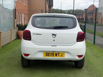 Dacia Sandero 0.9 TCe Essential Euro 6 (s/s) 5dr
