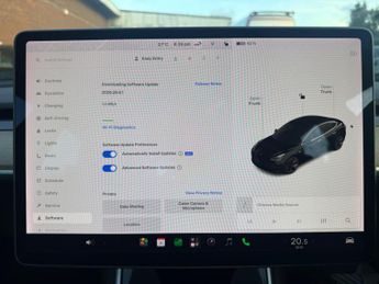 Tesla Model 3 Standard Range Plus Auto RWD 4dr