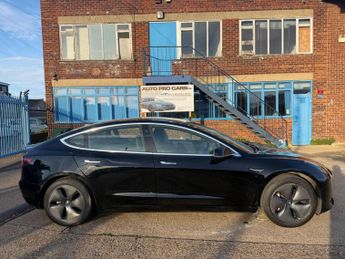 Tesla Model 3 Standard Range Plus Auto RWD 4dr