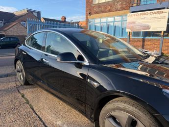 Tesla Model 3 Standard Range Plus Auto RWD 4dr