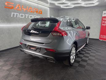 Volvo V40 Cross Country 2.0 D3 Pro Auto Euro 6 (s/s) 5dr