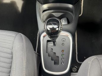 Toyota Yaris 1.5 VVT-h Icon E-CVT Euro 6 (s/s) 5dr