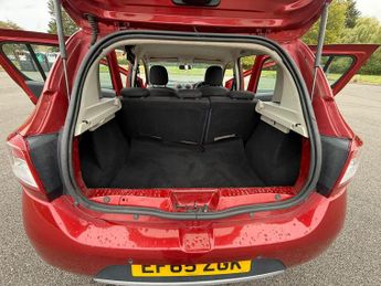 Dacia Sandero Stepway 1.5 dCi Laureate Euro 6 (s/s) 5dr